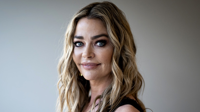 Denise Richards posing