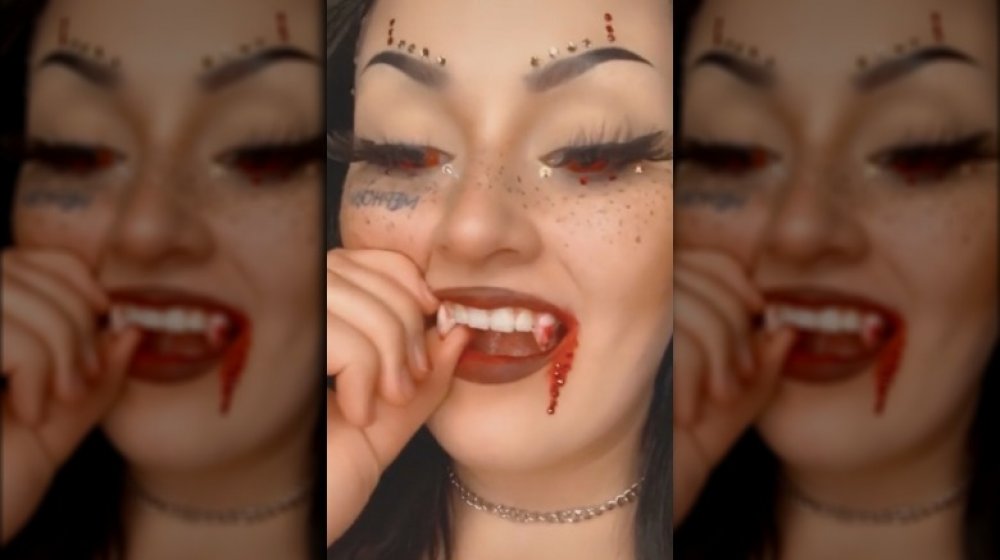 Dentists warn against these vampire fangs Halloween hacks on TikTok - ABC  News