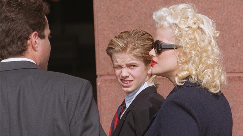 Anna Nicole Smith and her son attending LA Federal court
