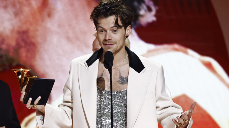 Harry Styles giving Grammys acceptance speech