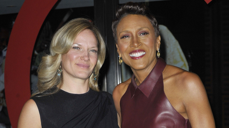 Robin Roberts and Amber Laign smiling