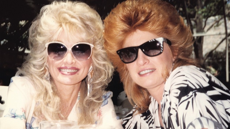 Dolly Parton and Judy Ogle in sunglasses