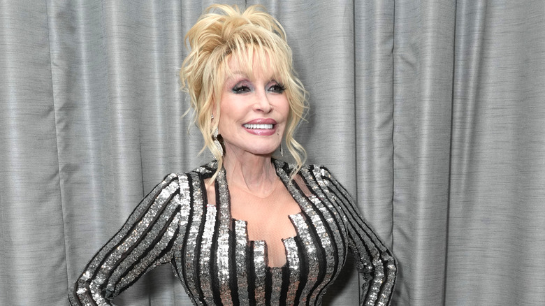 Dolly Parton at the 37th Annual Rock & Roll Hall of Fame Induction red carpet