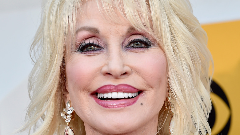 Dolly Parton smiling 