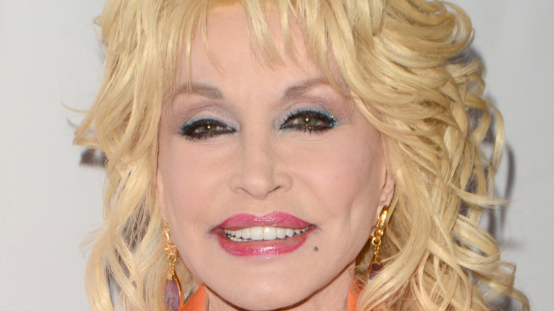 Dolly Parton smiling 