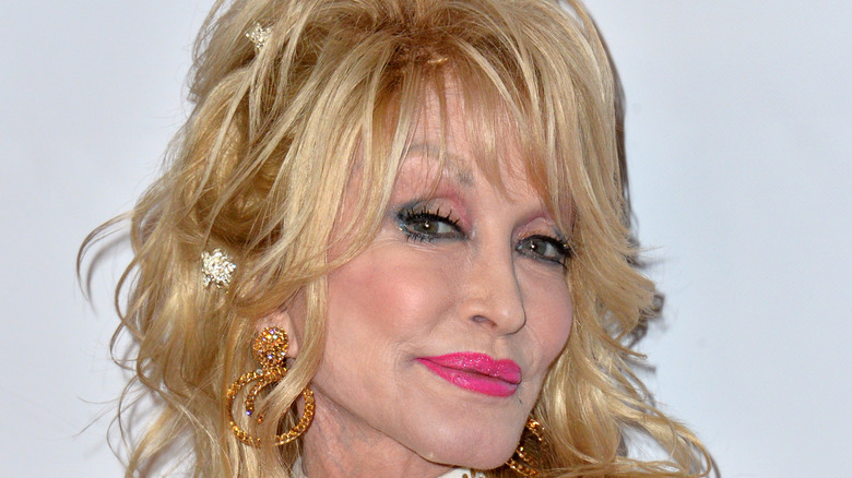 Dolly Parton smiling 