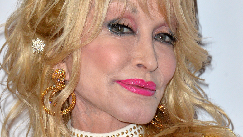 Dolly Parton smiling