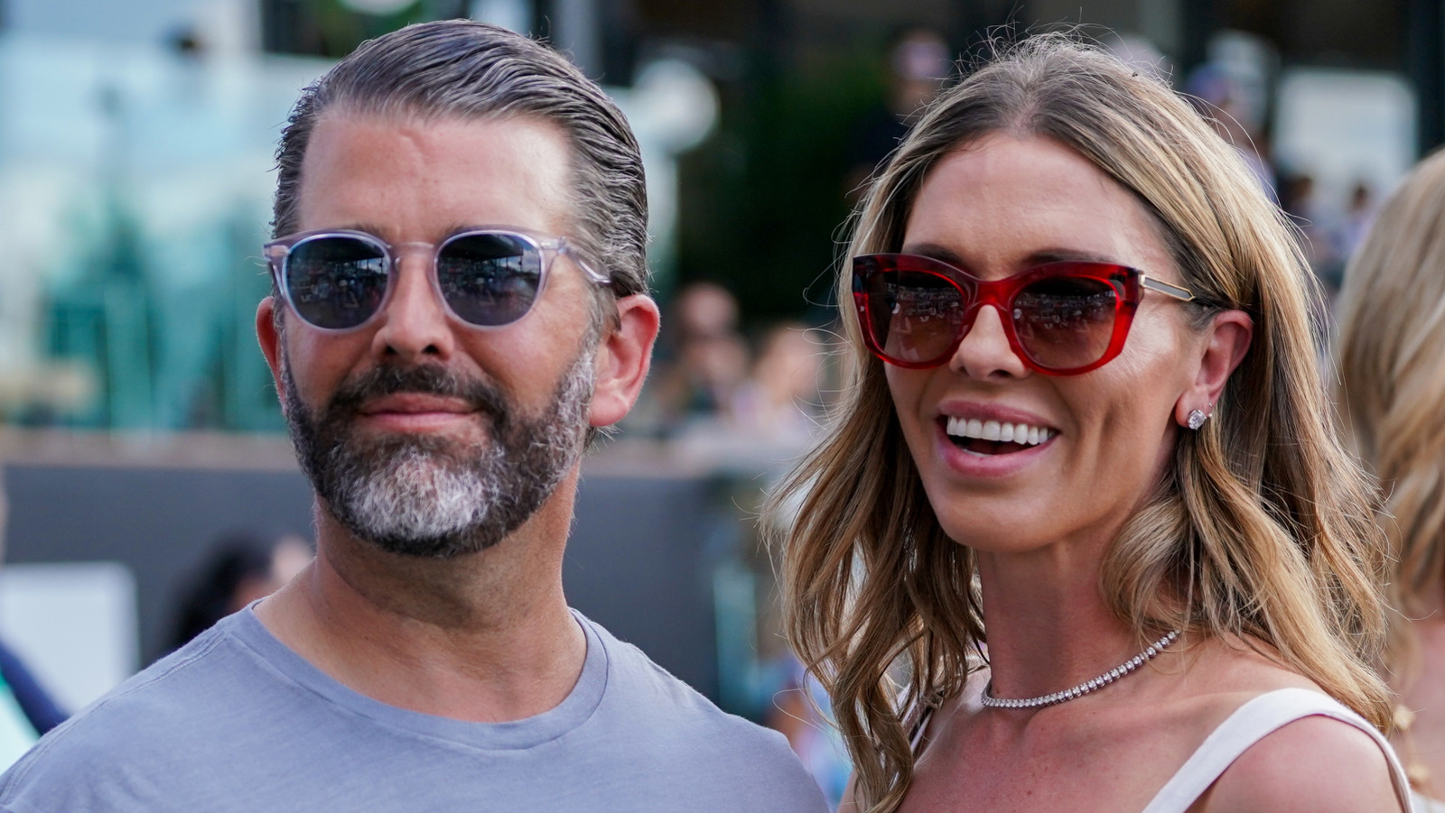 <a href="https://www.thelist.com/1830766/bettina-anderson-ready-don-jr-marriage-proposal-kimberly-guilfoyle/" target="_blank">Don Jr.’s Girlfriend Reportedly Ready For Proposal (& The ‘I Do’ Kimberly Guilfoyle Never Got)</a>