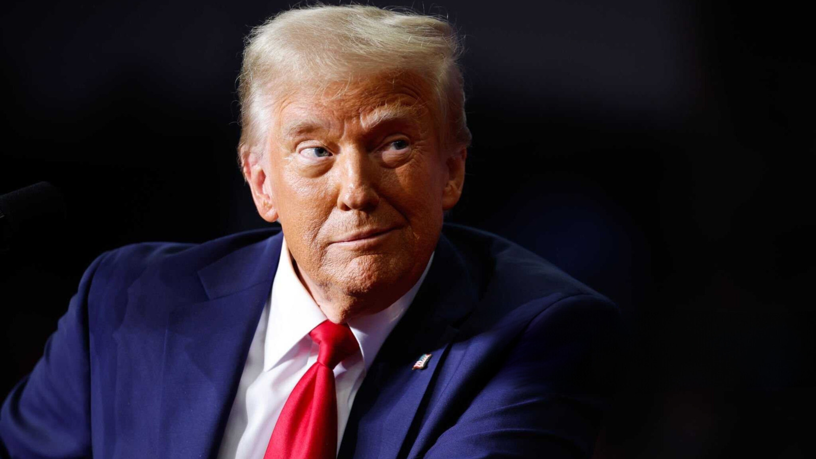 <a href="https://www.thelist.com/1784716/donald-trump-pours-salt-taylor-swift-2025-super-bowl-wound-absolutely-brutal/" target="_blank">Donald Trump Pours Salt On Taylor Swift’s 2025 Super Bowl Wound And It’s Absolutely Brutal</a>