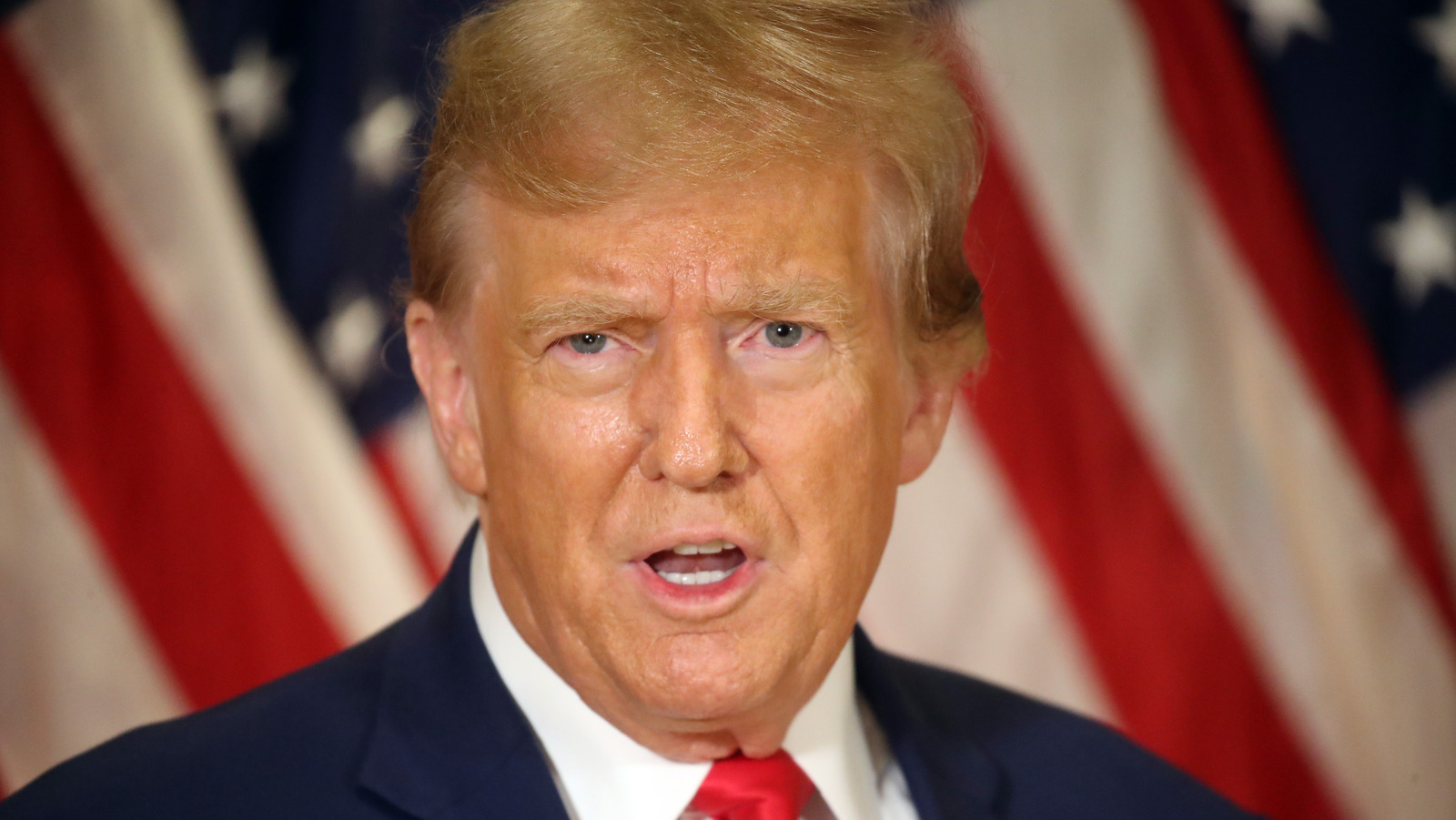 ドナルド・トランプ氏と新しい学士号出場者との関係はうまくいっていない