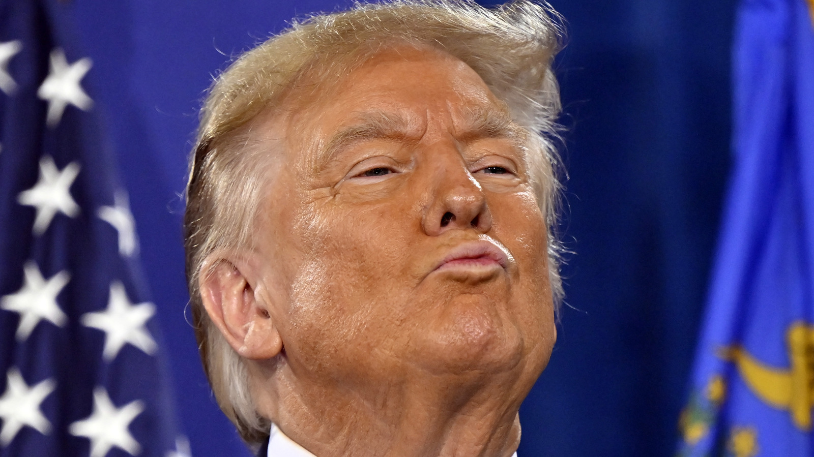 <a href="https://www.thelist.com/1741356/donald-trump-worst-hair-moments-2024/" target="_blank">Donald Trump’s Worst Hair Moments Of 2024</a>