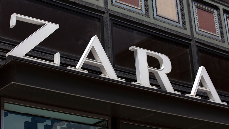 zara store front