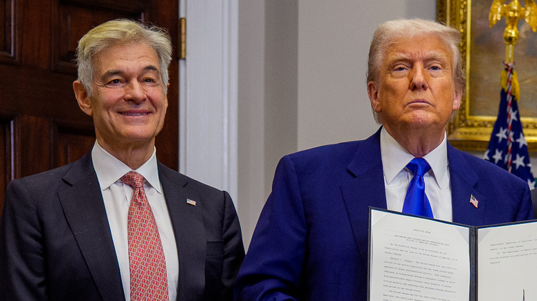 Dr. Oz and Donald Trump standing together