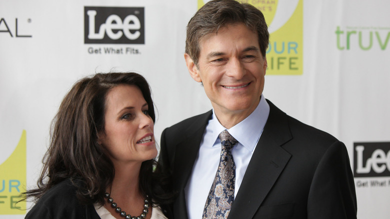Lisa Oz (L) and Dr. Mehmet Oz attend the "O, The Oprah Magazine" 10th anniversary Live Your Best Life event at the Jacob Javitz Center on May 8, 2010 in New York City.