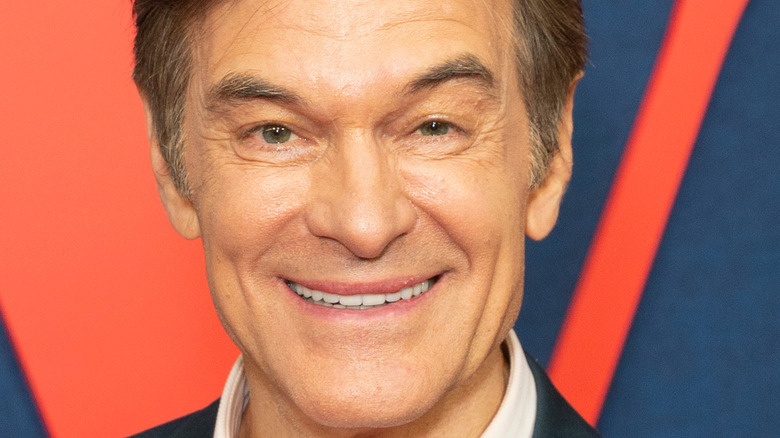 Dr. Oz smiling 