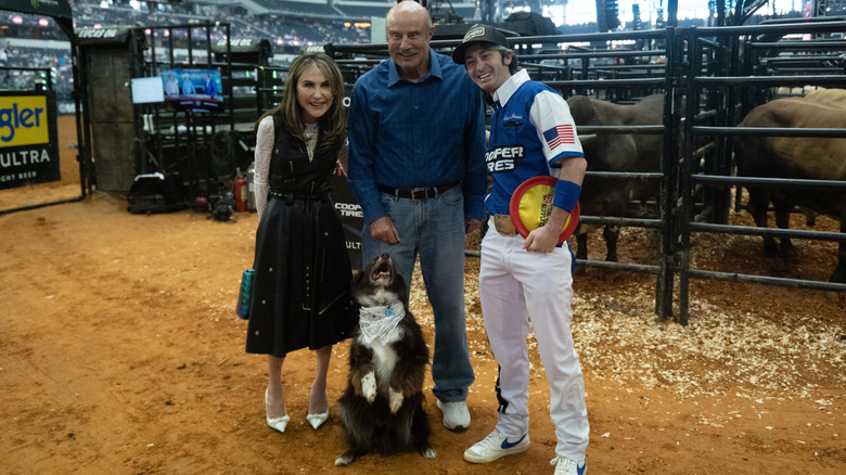 Dr. Phil and Robin McGraw at bull riding championship