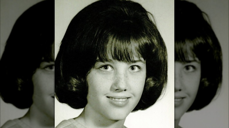 A young Robin McGraw posing for a headshot.