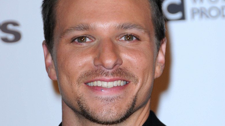 Drew Lachey smiling