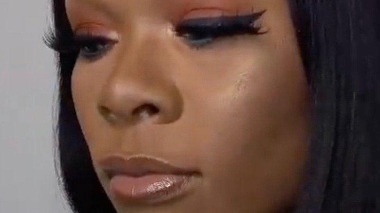 video of a matte eyeshadow