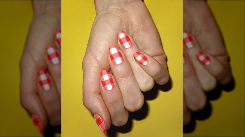 picnic nails