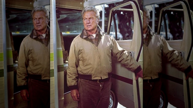 Eddie Albert acting in "Escape to Witch Mountain"