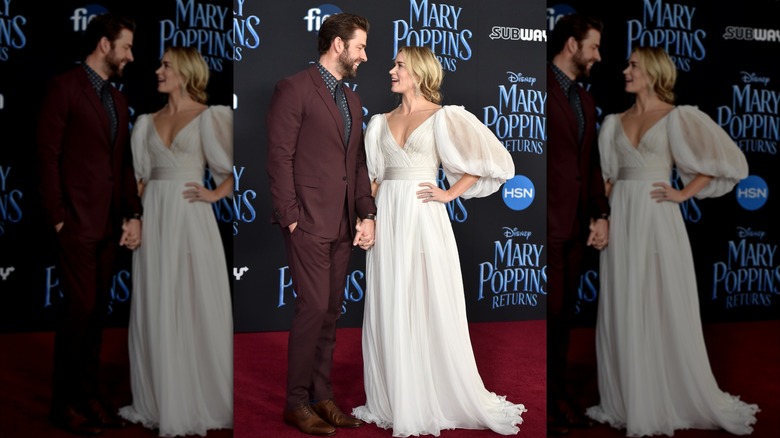 John Krasinski and Emily Blunt holds hands on the red carpet