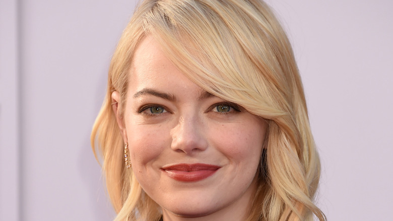 Emma Stone's Strawberry Blonde Look That Fans Envy