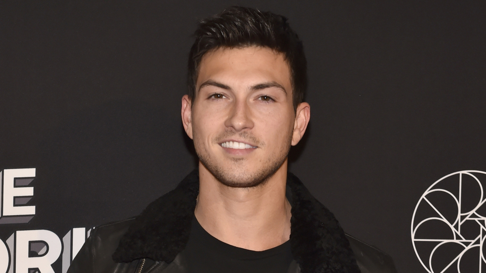 <a href="https://www.thelist.com/2248394/days-of-our-lives-star-teases-bombshell-alex-stephanie-joy-love-triangle/" target="_blank">Even Robert Scott Wilson Thinks His Days Of Our Lives Character Is Making Terrible Choices</a>