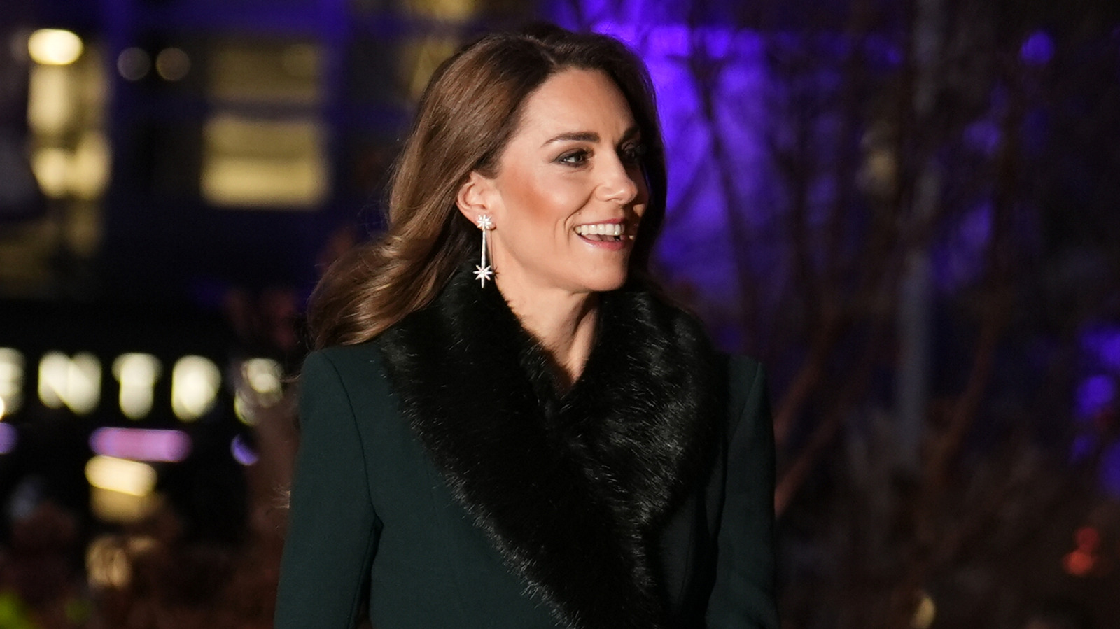 <a href="https://www.thelist.com/2065283/every-royal-kate-middleton-curtsy-to/" target="_blank">Every Royal Kate Middleton Has To Curtsy To</a>