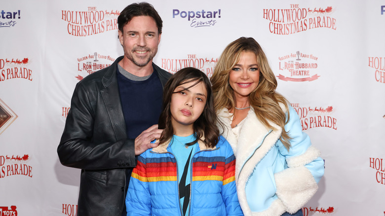 Aaron Phypers, Denise Richards, and daughter Eloise at the 2023 Hollywood Christmas Parade,