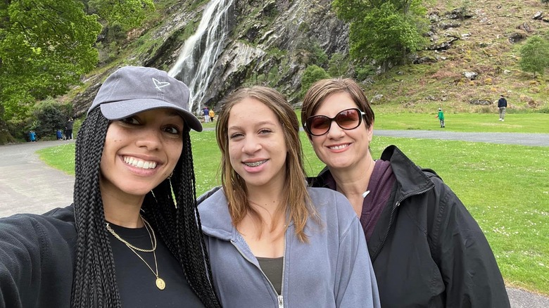 connie kline with corrine foxx and other daughter