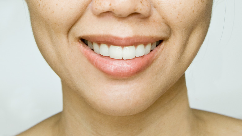 Woman smiling with dimples 