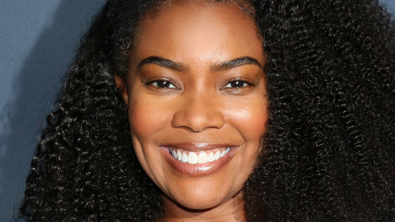 gabrielle union with curly hair