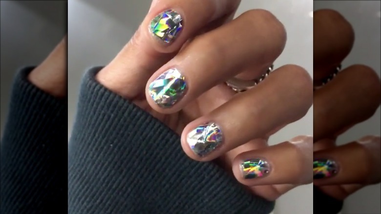 Korean diamond nails