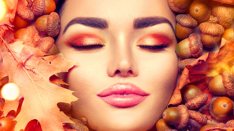 Woman wearing autumnal eyeshadow