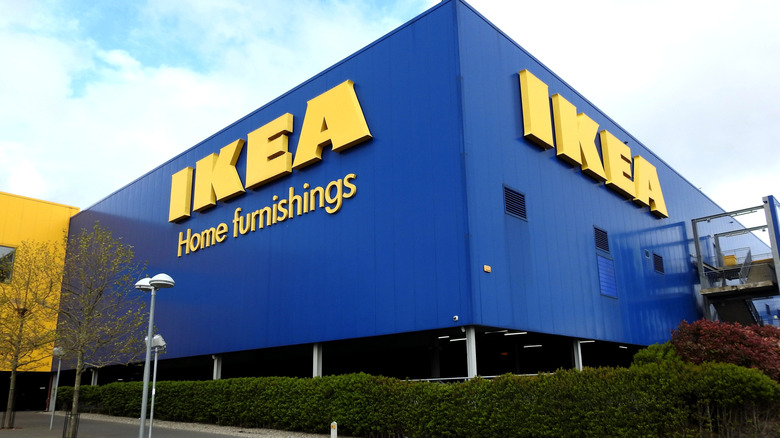 IKEA storefront exterior