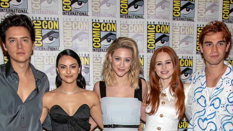 KJ Apa, Camila Mendes, Lili Reinhart, Madeline Petsch, Cole Sprouse smiling