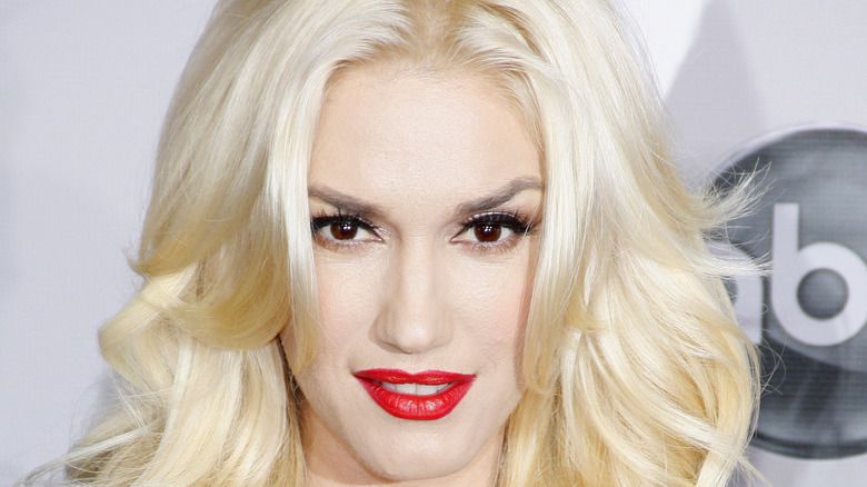 Gwen Stefani with bleach blonde hair