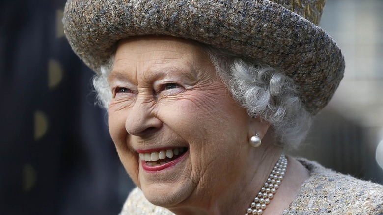 Queen Elizabeth wearing hat