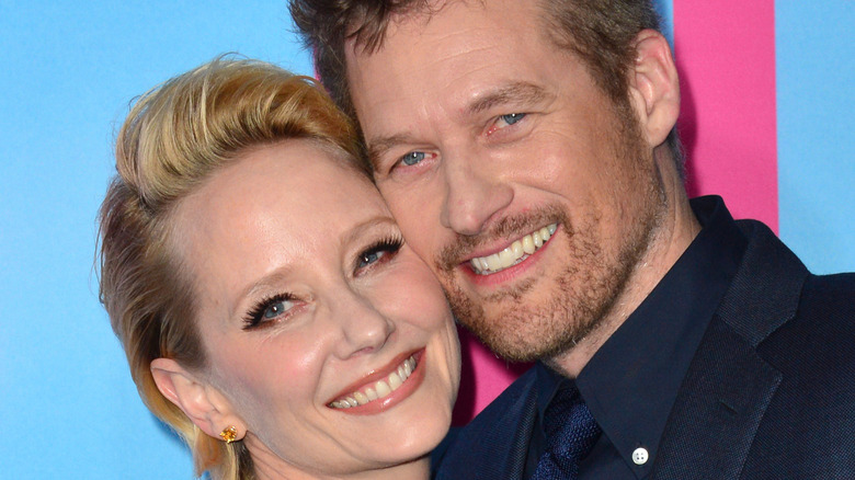 Anne Heche and James Tupper on the red carpet 
