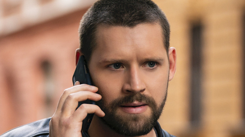 Luke Kleintank speaking on the phone