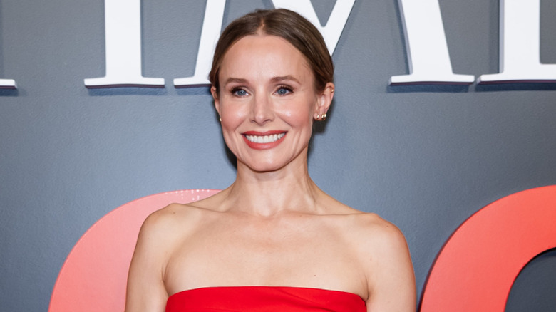 Kristen Bell posing at the TIME 100 gala in 2025