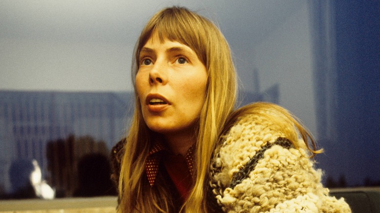 Joni Mitchell doing an interview in 1972