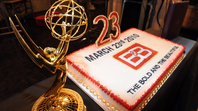 Daytime Emmy, B&B logo on cake