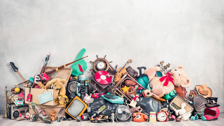 Pile of random items