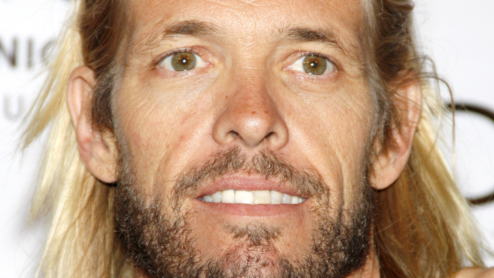 Foo Fighters' Taylor Hawkins Net Worth At The Time Of His Death May Surprise You | l intro 1648290832