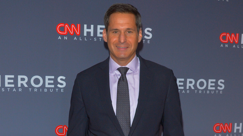 John Berman full body shot on the red carpet