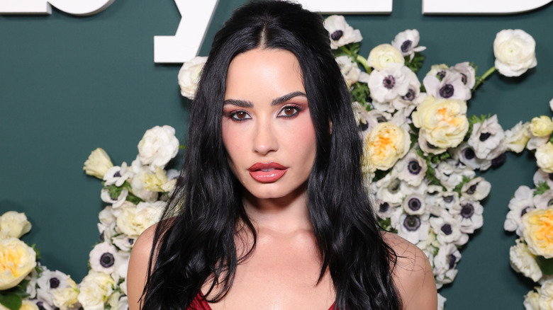 Demi Lovato posing on red carpet