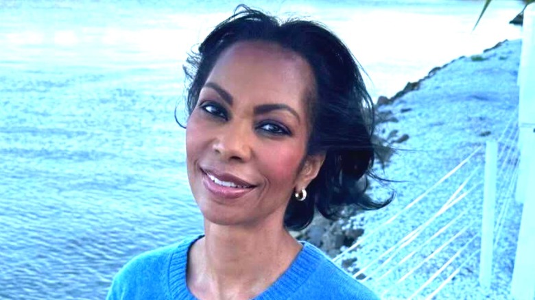 Harris Faulkner smiling