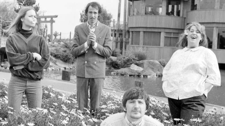 CIRCA 1970: Photo of "The Mamas And The Papas"